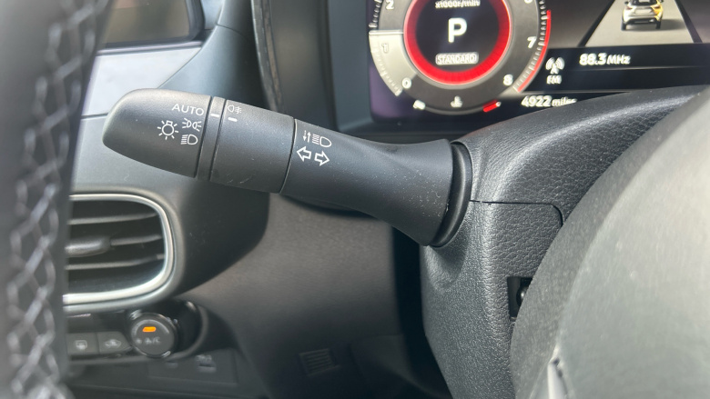 Nissan Juke 1.0 DiG-T N-Connecta 5dr DCT Petrol Hatchback